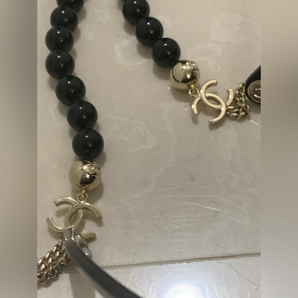 Chanel Pearls Chain Butterfly Sunglasses main image 9